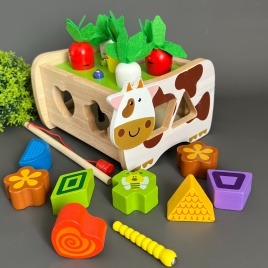 Развивающий деревянный игровой набор 4 в 1 "Корова и Морковки"