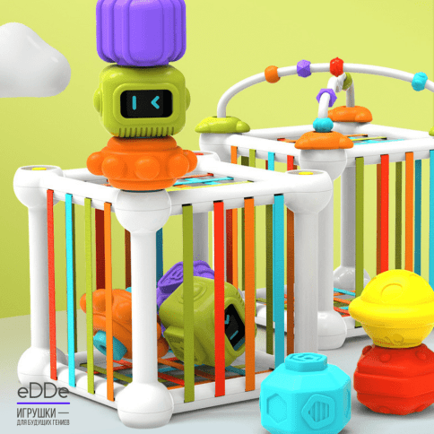 Многофункциональная развивающая игрушка для малышей куб 4 в 1 «Сортер Пирамидка Погремушка Лабиринт»  фото 2