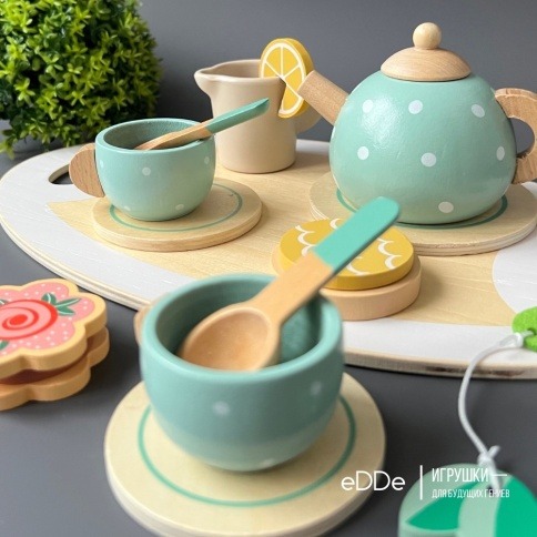 Сюжетно-ролевой деревянный набор игрушечной посуды «Чаепитие с друзьями» фото 4