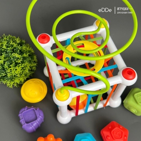 Многофункциональный развивающий бизикуб для малышей «ТрекБолл и Сенсорный куб 6 в 1» фото 6