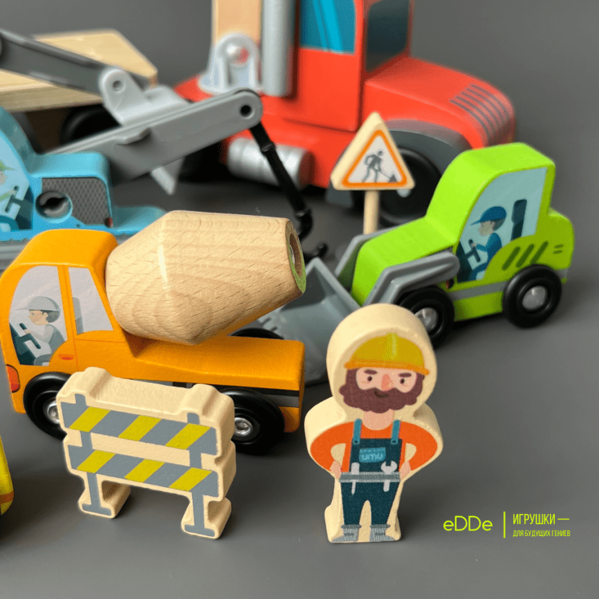 Деревянный сюжетно-ролевой набор 14 предметов «Автовоз со строительной техникой» фото 3