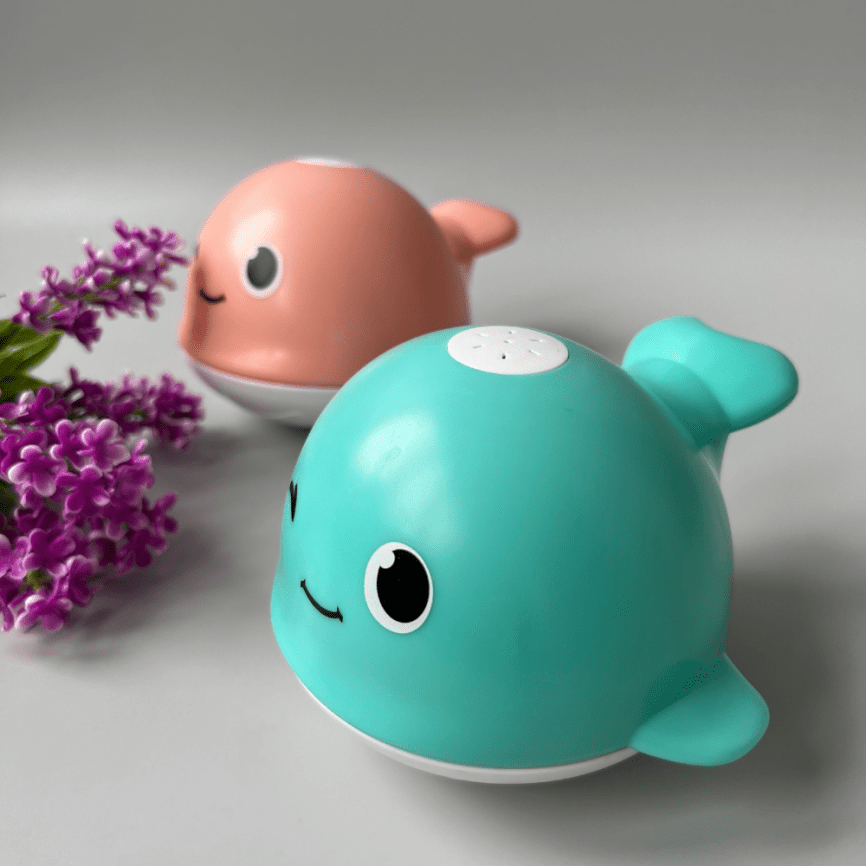 Интерактивная игрушка для купания с фонтанчиком «Подмигивающий Кит» | Свет, звук фото 1